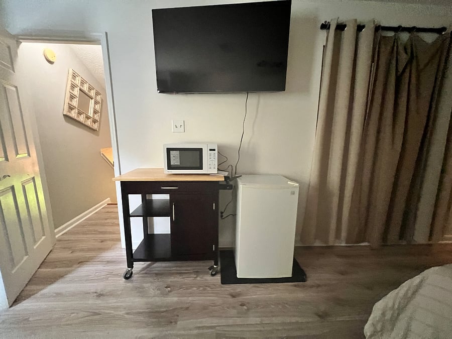 Furnished Finder property 854700_1 photo 4