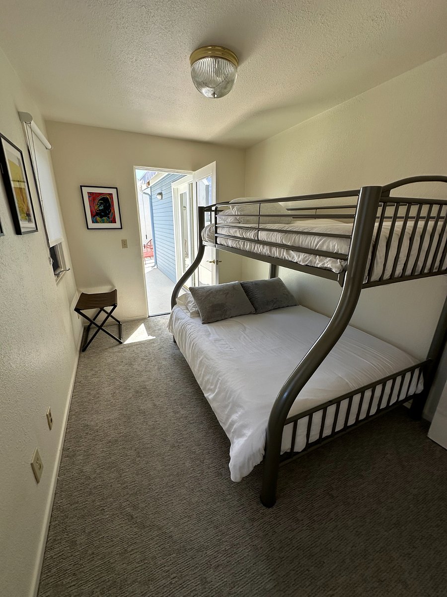 Furnished Finder property 854836_1 photo 13