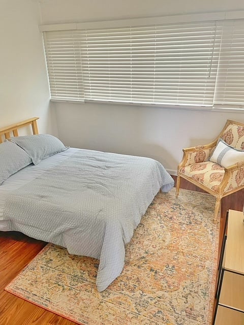 Second bedroom has blinds that close out most of the light.