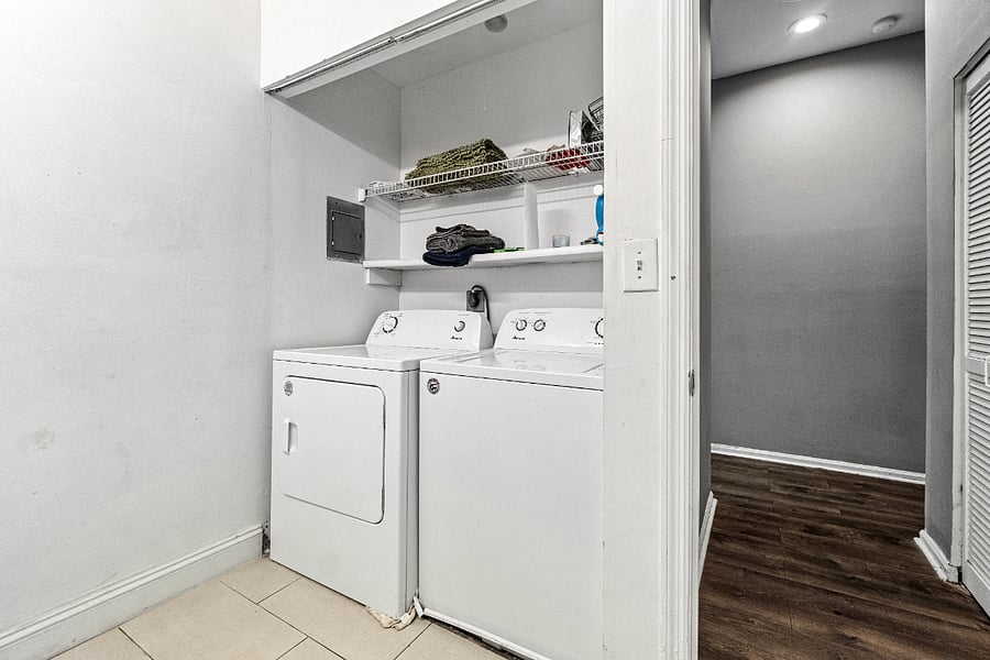 Furnished Finder property 854933_1 photo 8