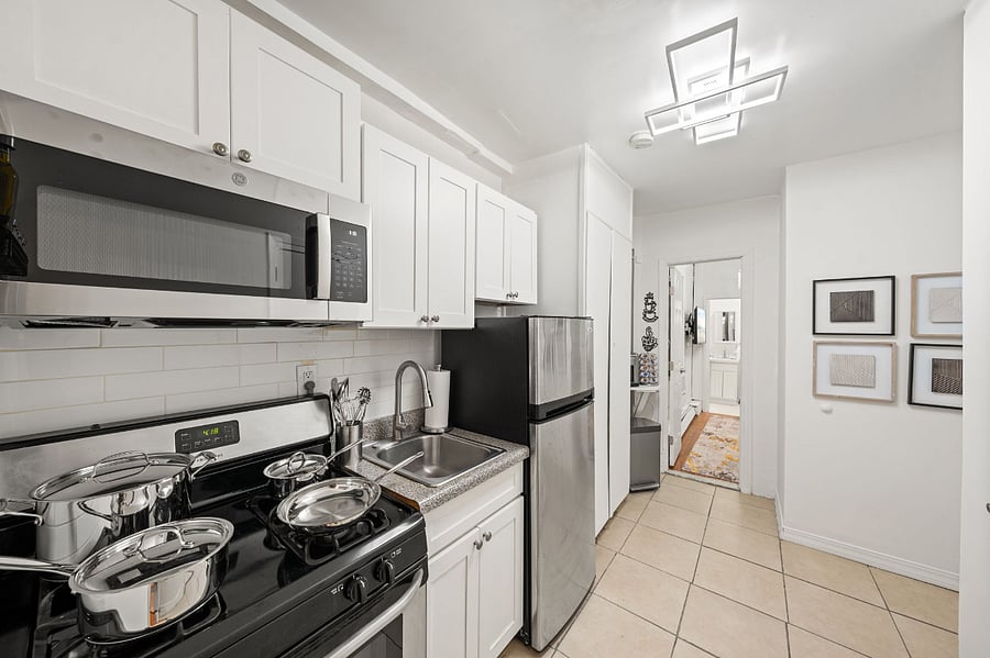 Furnished Finder property 854990_2 photo 11