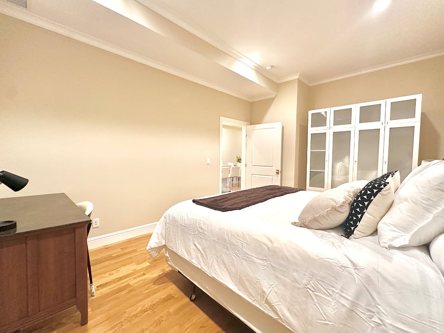 Furnished Finder property 855002_1 photo 15