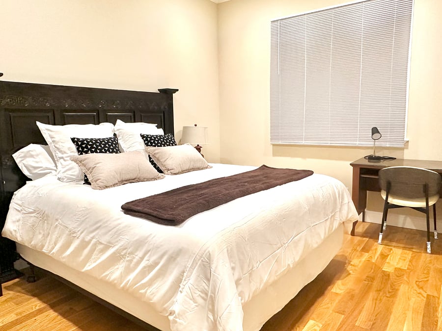 Furnished Finder property 855002_1 photo 14