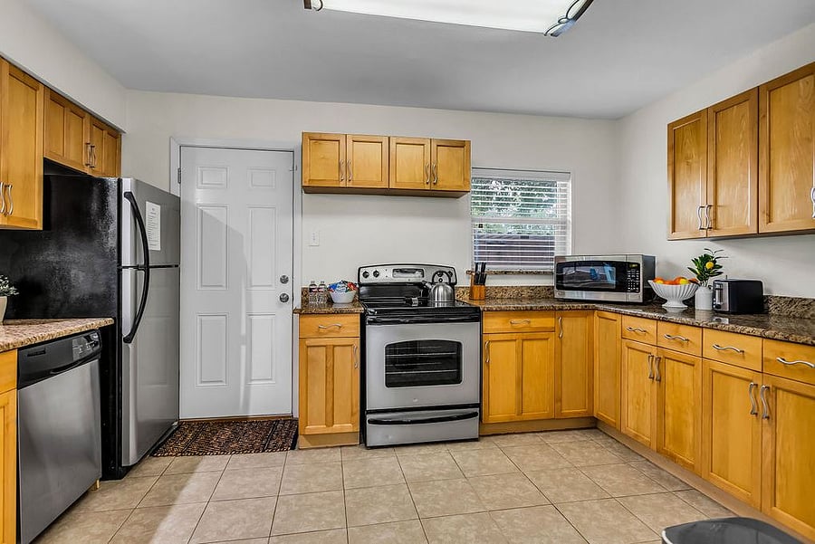 Furnished Finder property 855068_1 photo 17