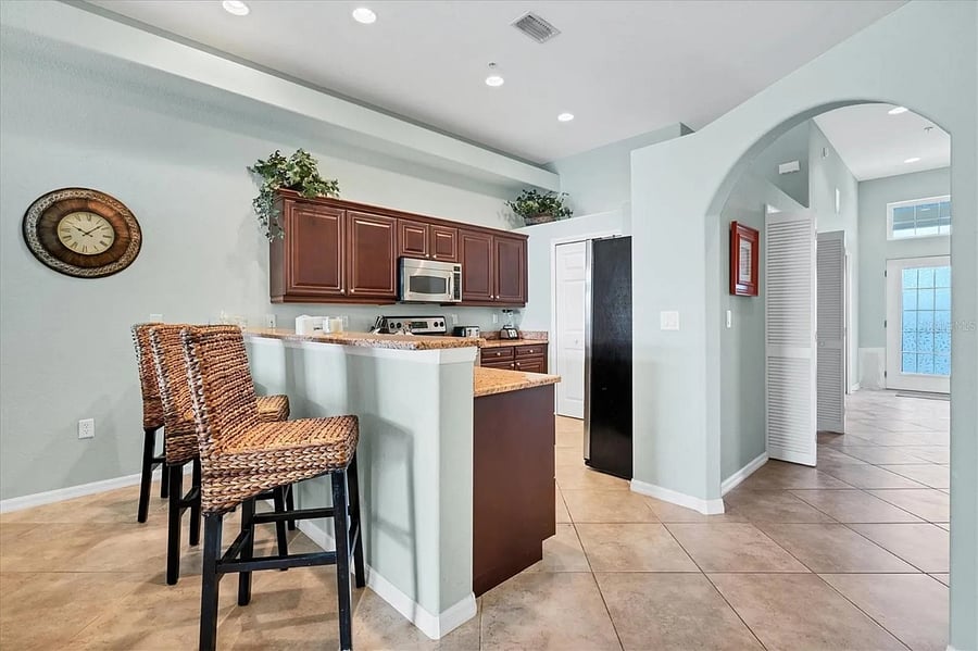 Furnished Finder property 855071_1 photo 6