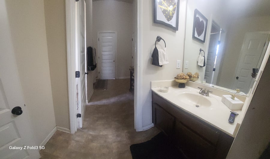 Furnished Finder property 855074_1 photo 3
