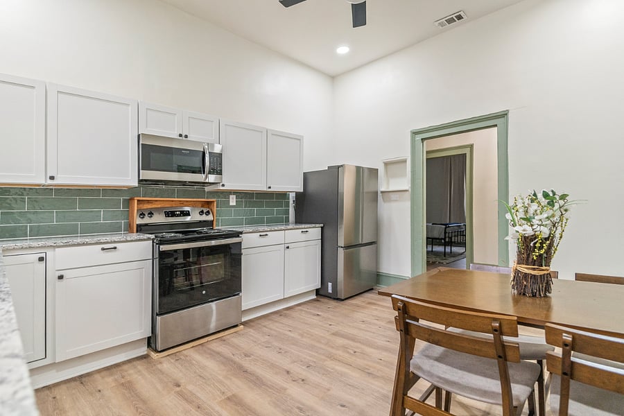 Fully Stocked Kitchen