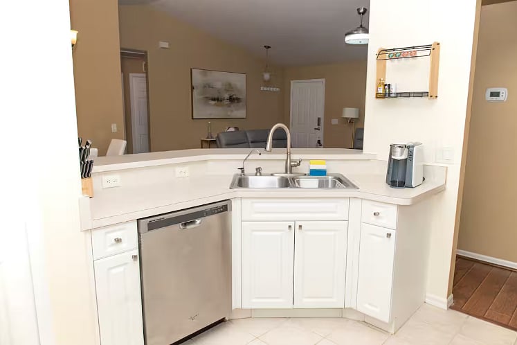 Furnished Finder property 855151_1 photo 6