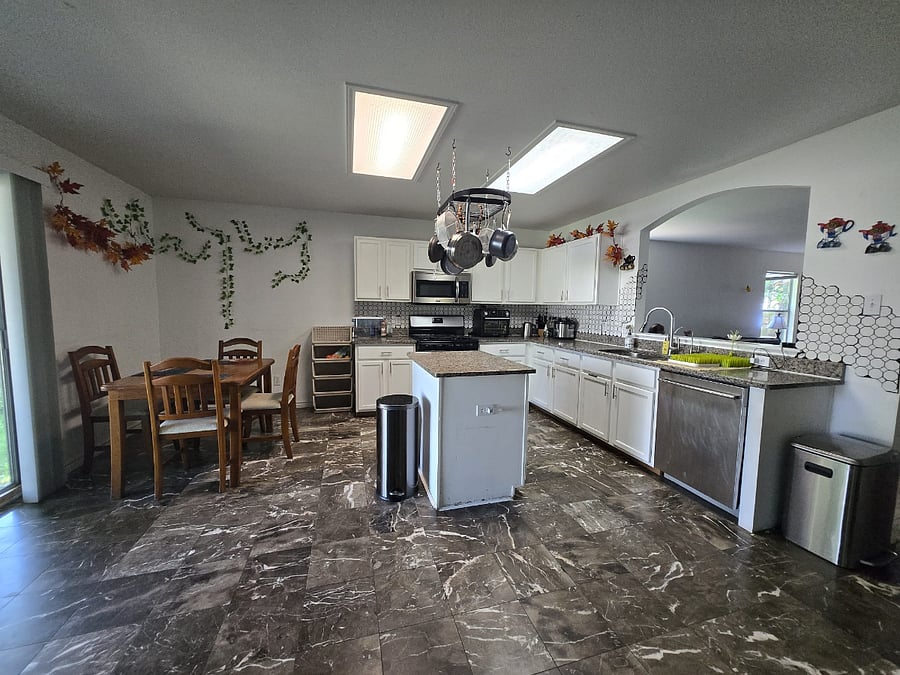 Furnished Finder property 855155_1 photo 10