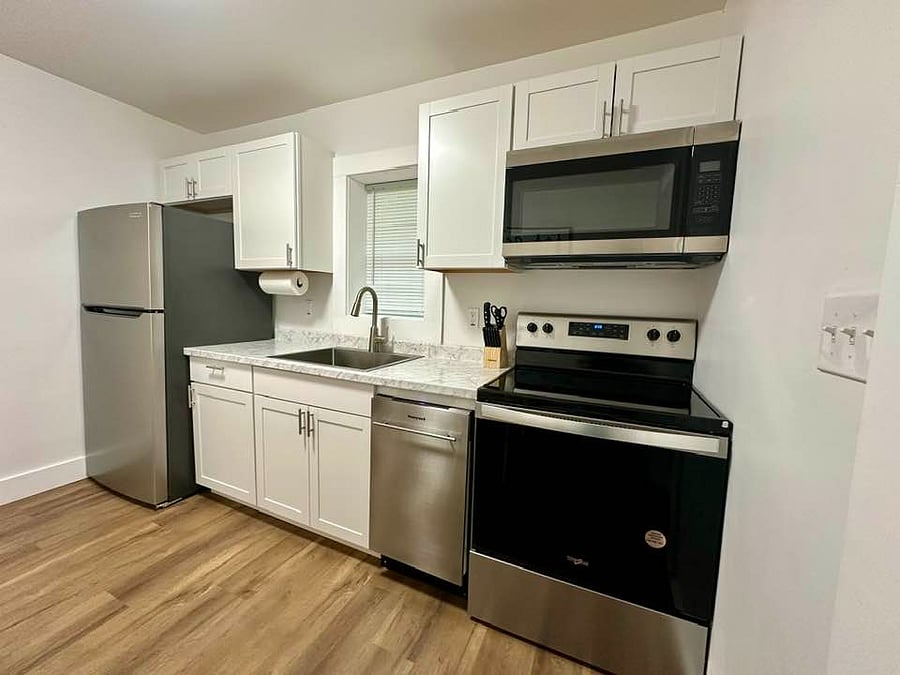 Furnished Finder property 855198_1 photo 23