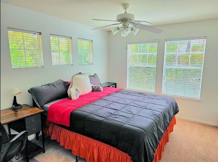 Bed 2 with detached bath. $950/month