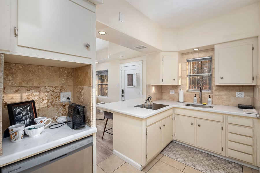 Furnished Finder property 855298_1 photo 12