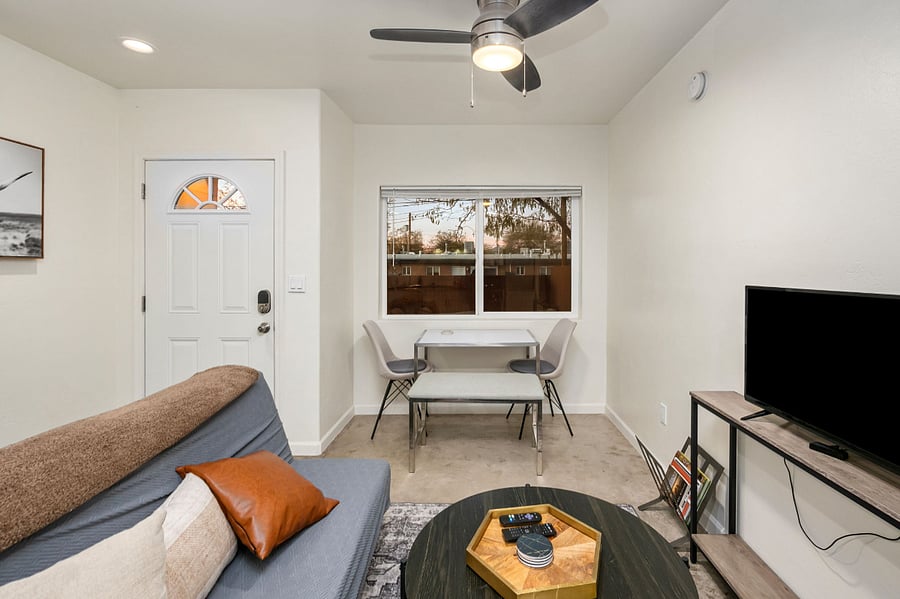 Furnished Finder property 855298_2 photo 6