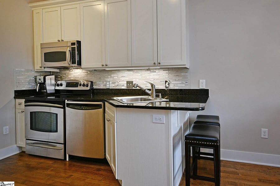 Furnished Finder property 855300_1 photo 7