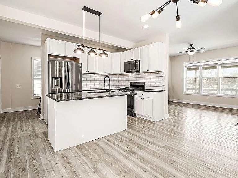 Furnished Finder property 855362_1 photo 8