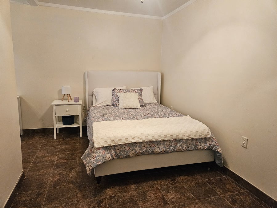 Furnished Finder property 855399_1 photo 6