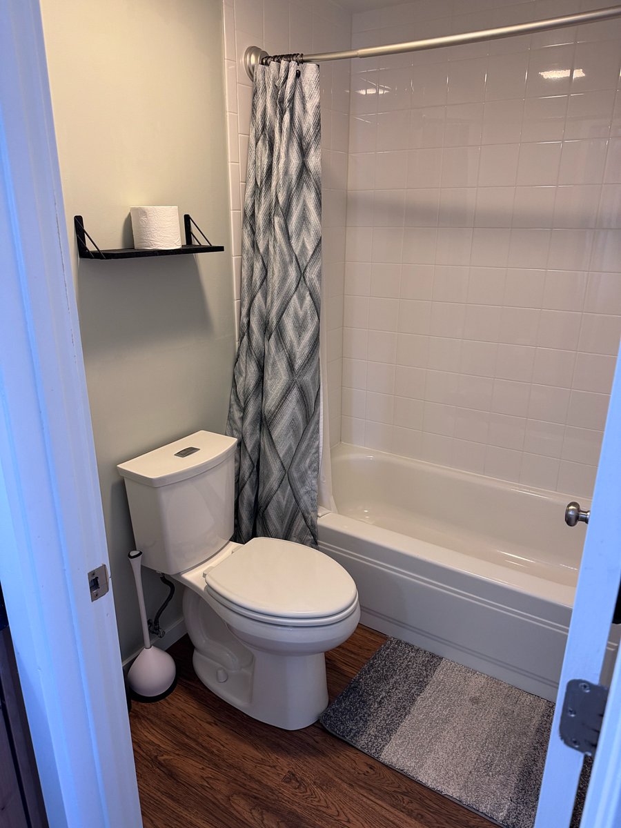 Furnished Finder property 855427_1 photo 15