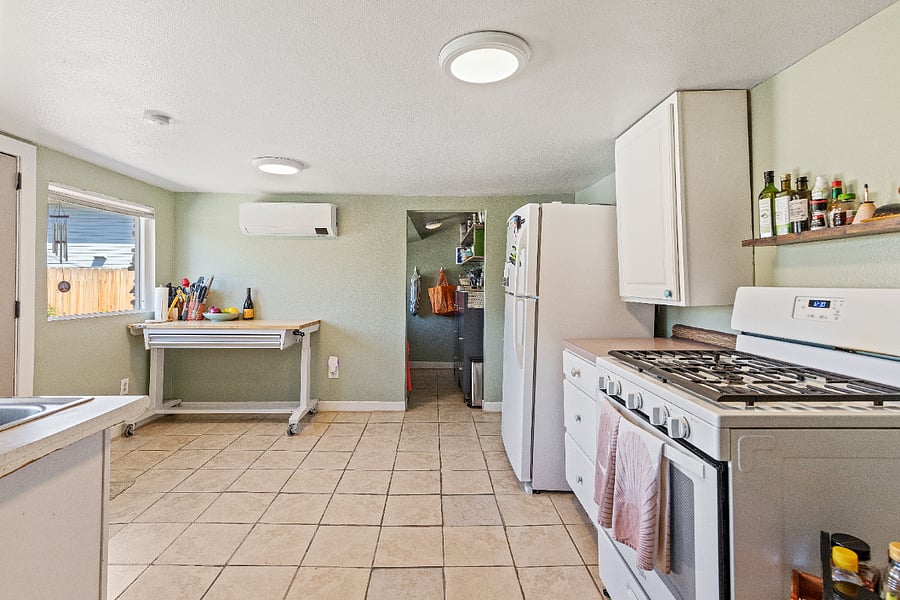 Furnished Finder property 855566_1 photo 24