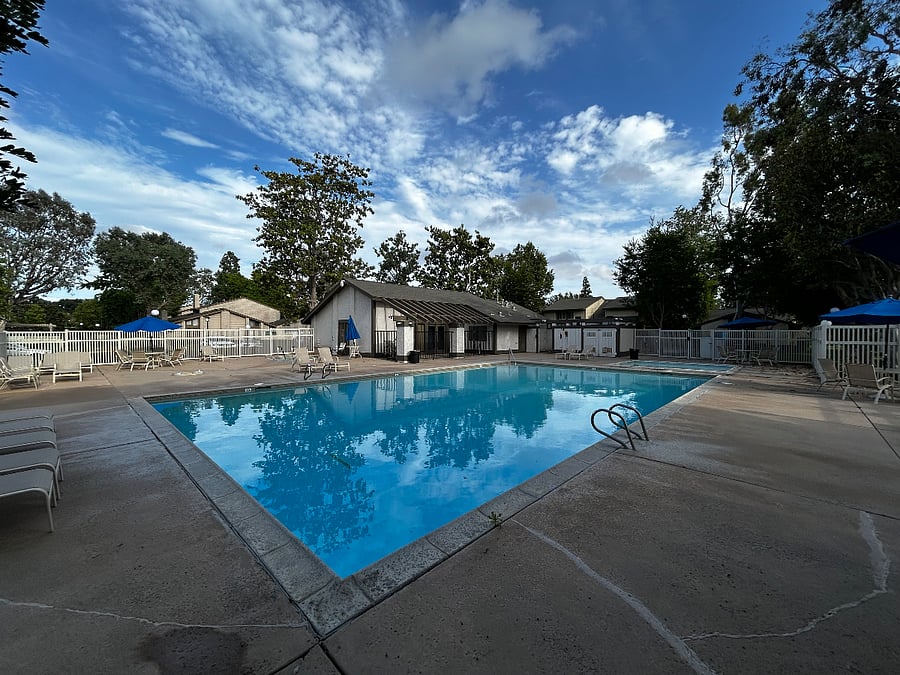 Furnished Finder property 855581_1 photo 11