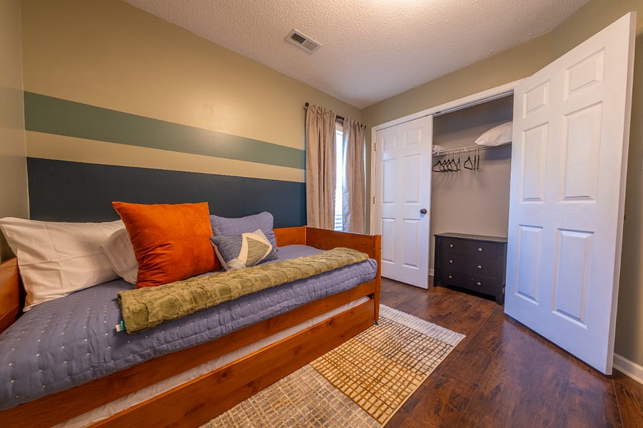 Furnished Finder property 855599_1 photo 17