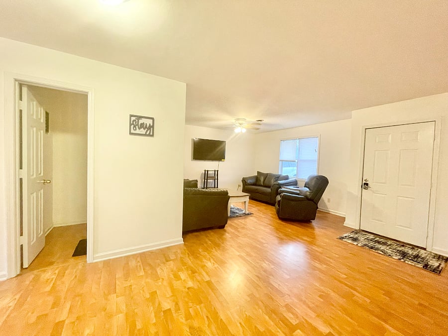 Furnished Finder property 855602_1 photo 4
