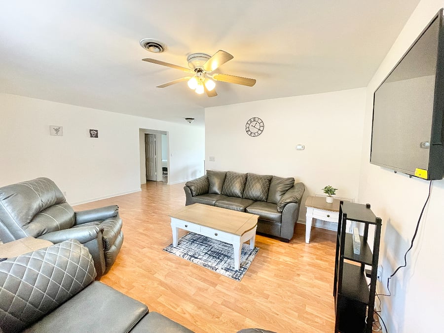 Furnished Finder property 855602_1 photo 3