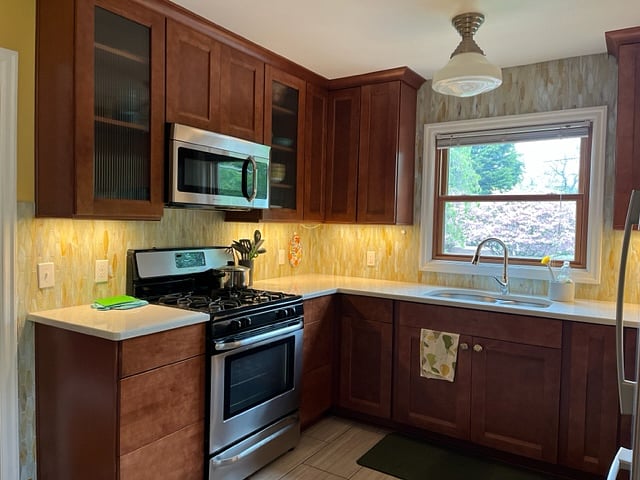 Kitchen
Gas Range