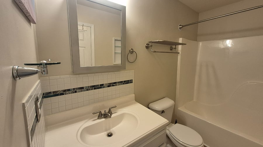 Furnished Finder property 855647_1 photo 18