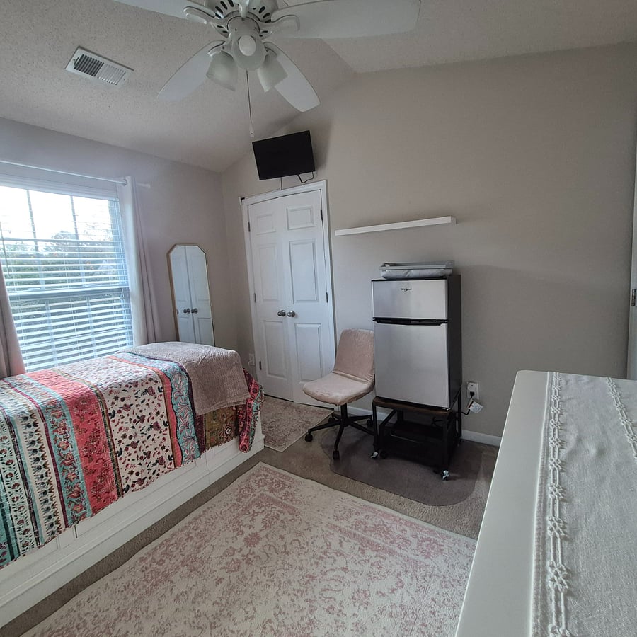 Furnished Finder property 855647_2 photo 3