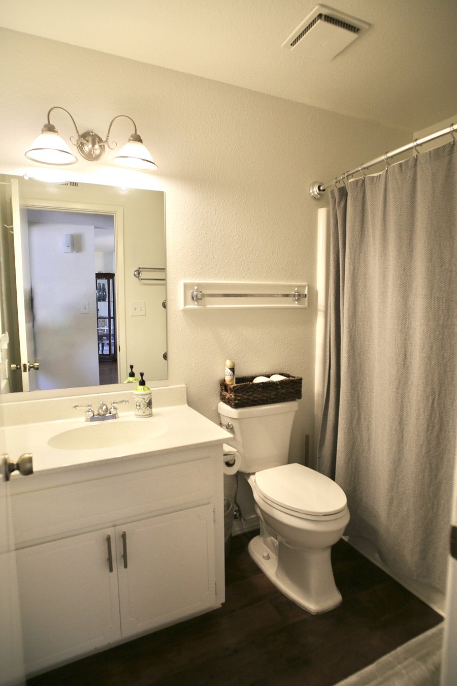 Hall bathroom 