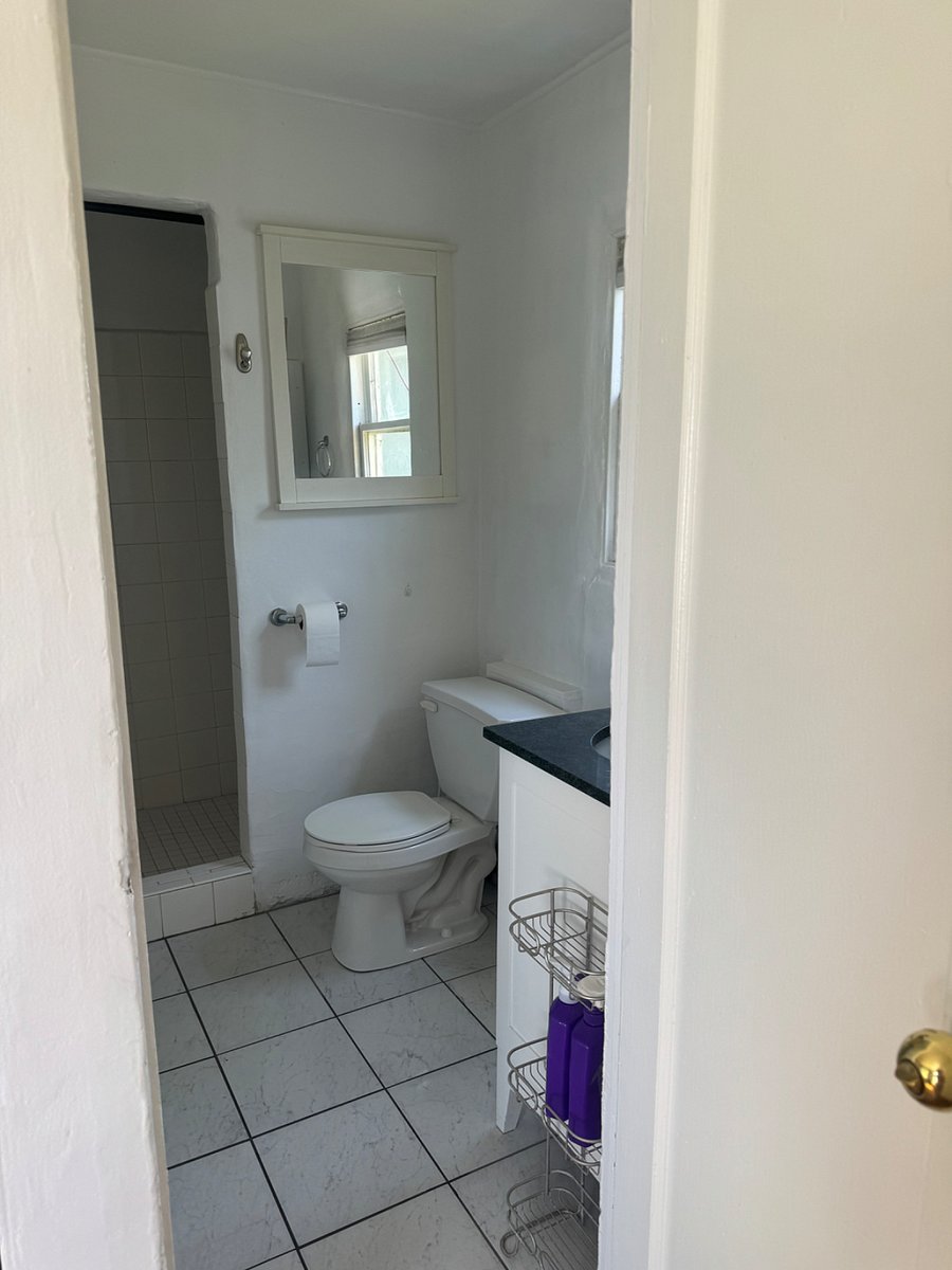 Furnished Finder property 855677_1 photo 3