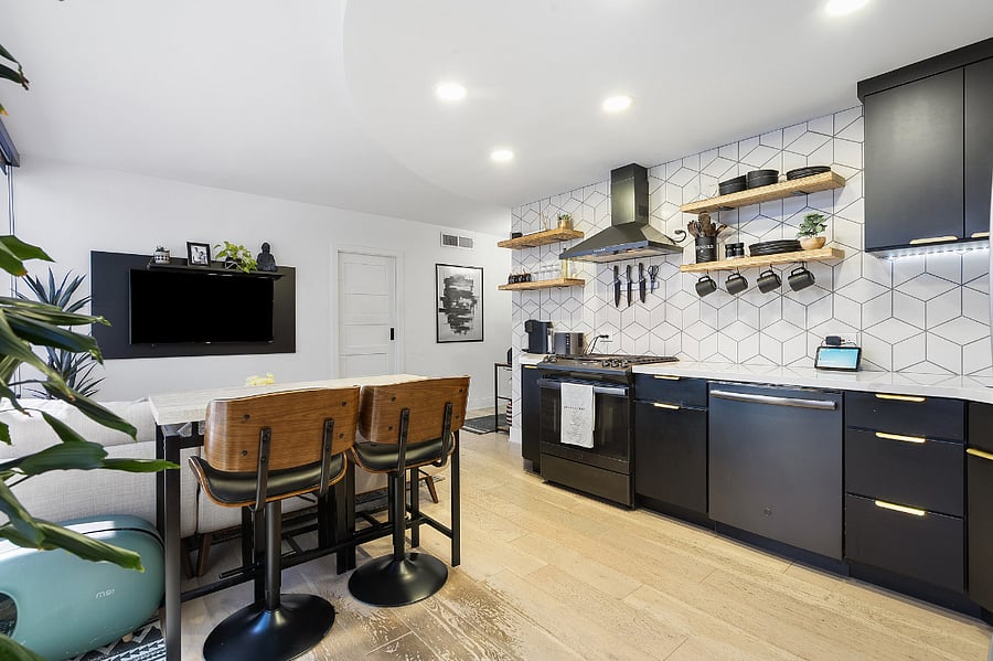 Furnished Finder property 855729_1 photo 13