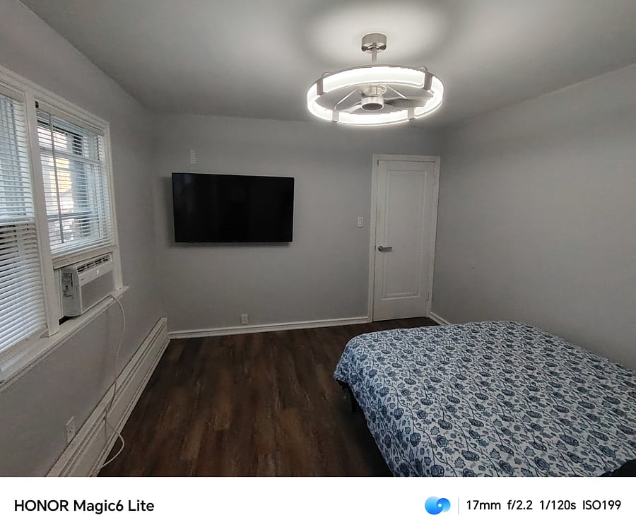 Bedroom 2 Queen (2/1 Lower)
