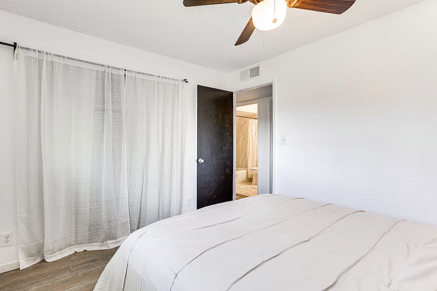 Furnished Finder property 855769_1 photo 13