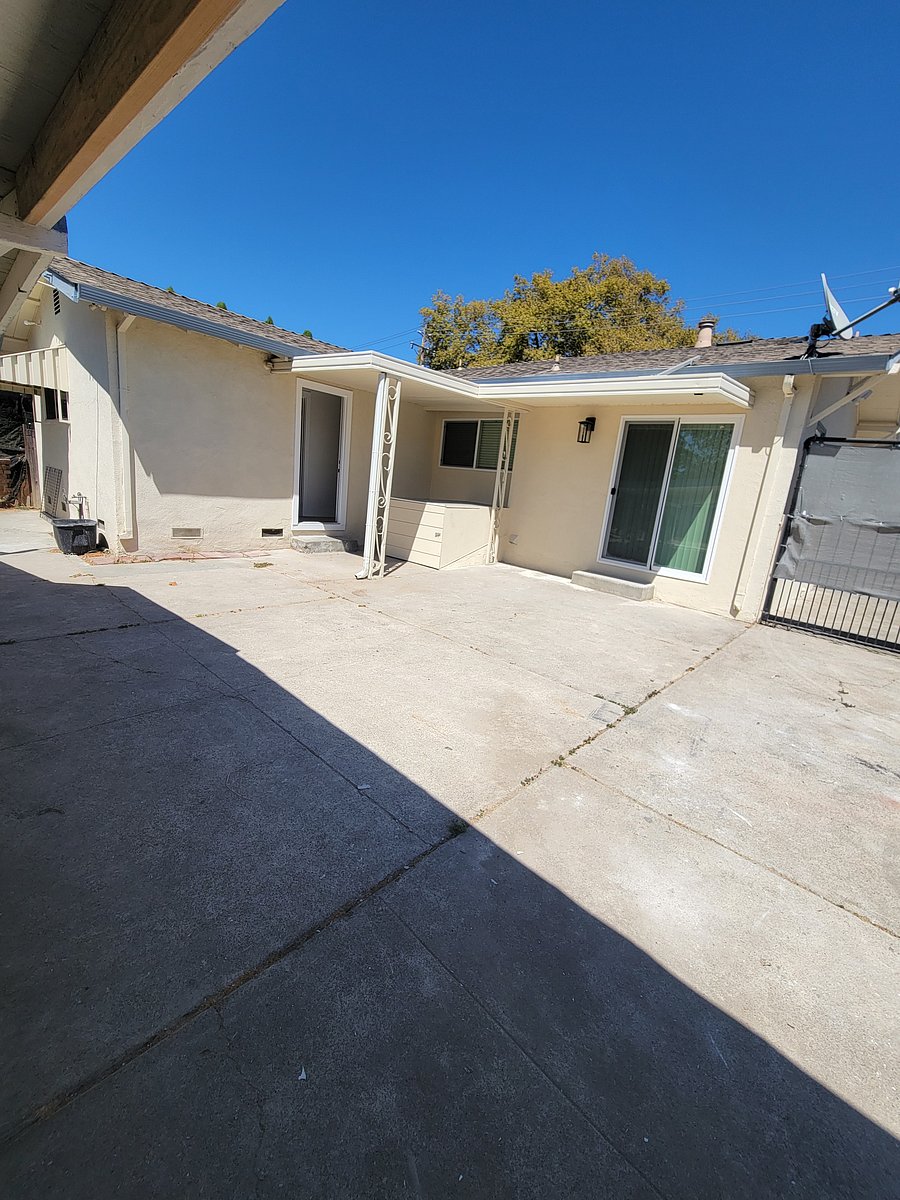 Furnished Finder property 855792_1 photo 22