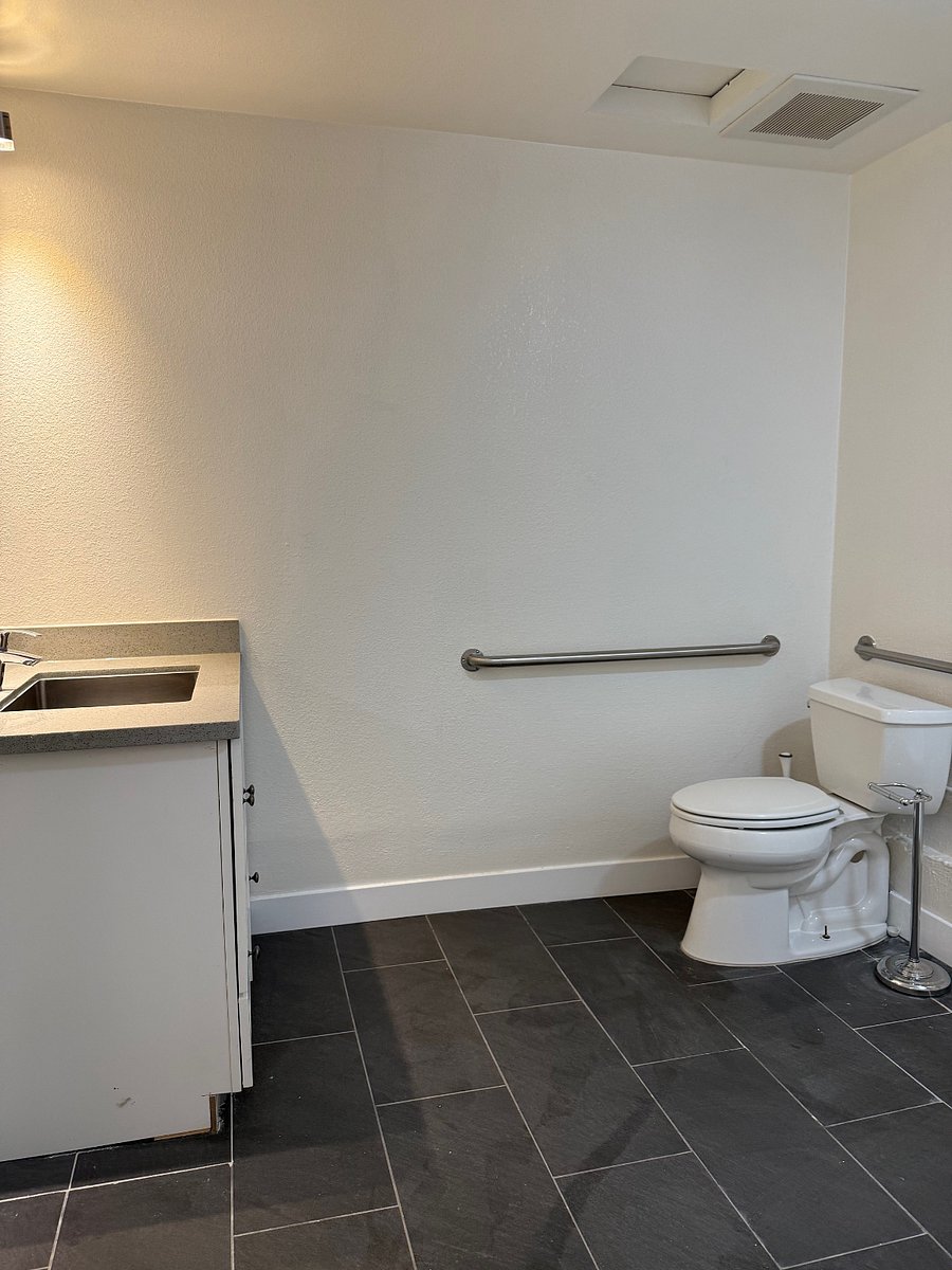 Furnished Finder property 855792_1 photo 8