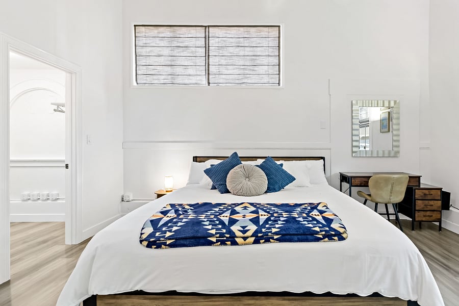 Furnished Finder property 855792_1 photo 45