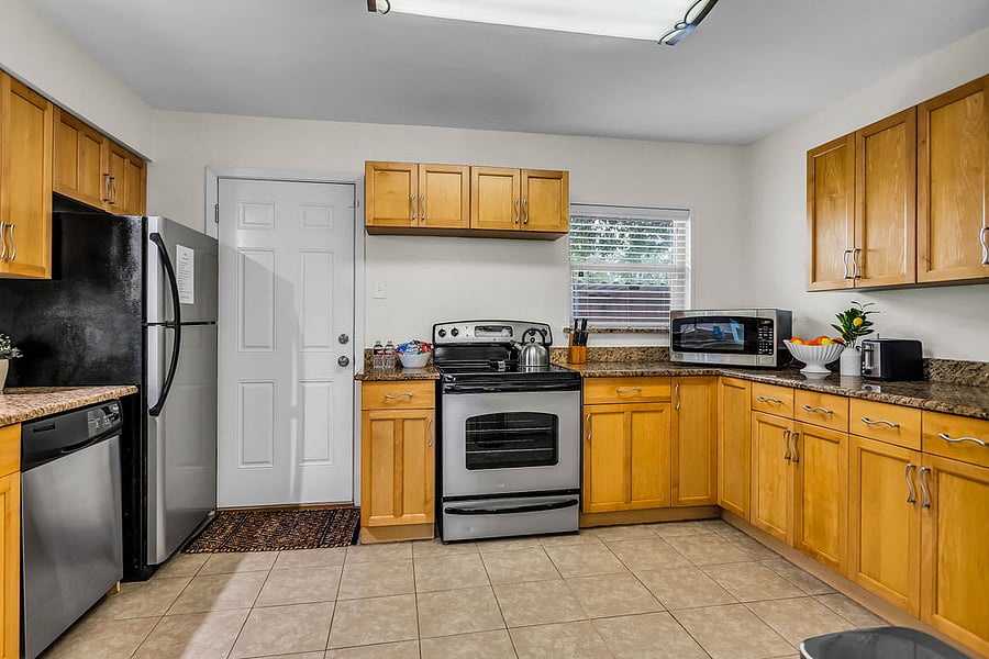 Furnished Finder property 855794_1 photo 19