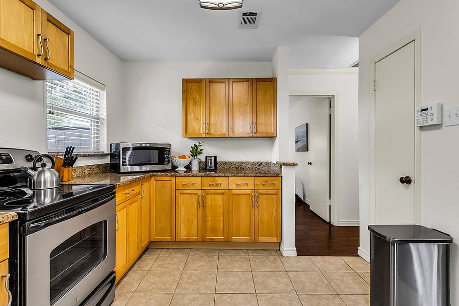 Furnished Finder property 855794_1 photo 22