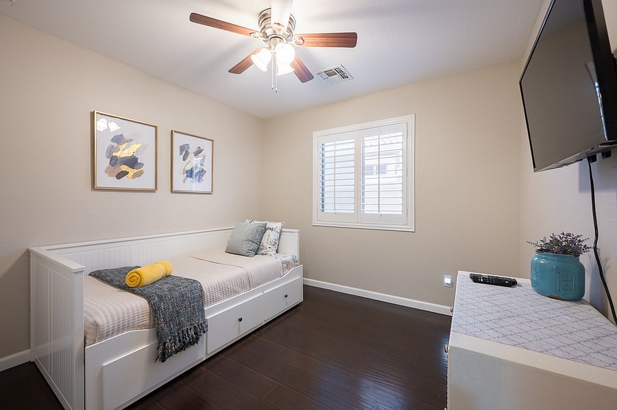 Furnished Finder property 855802_1 photo 22