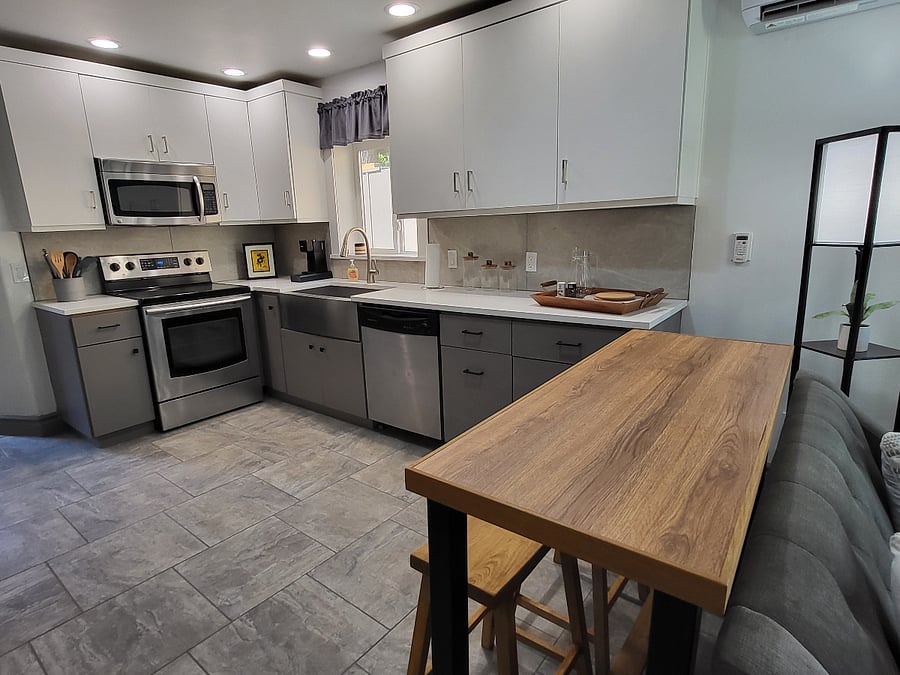 Dining/Kitchen area
