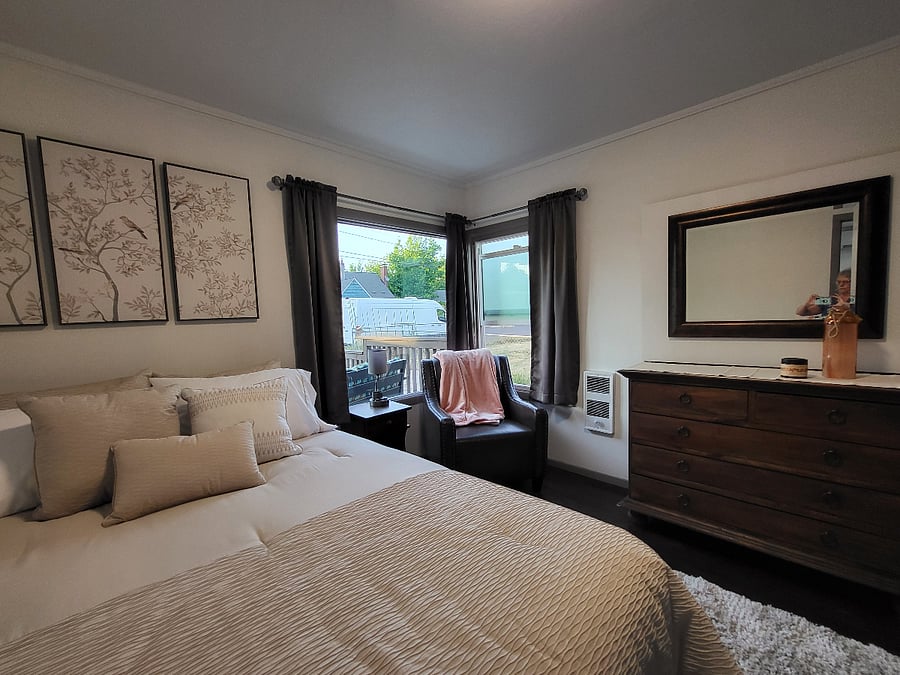 Bedroom #1: Queen pillow-top memory foam bed