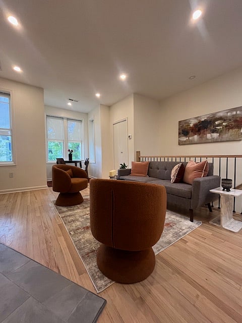Furnished Finder property 855827_1 photo 4
