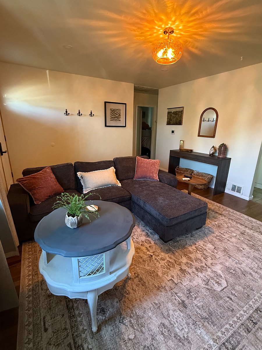 Furnished Finder property 855831_1 photo 2