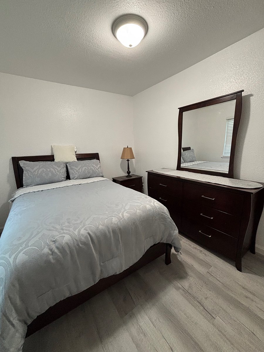 Furnished Finder property 855844_1 photo 11
