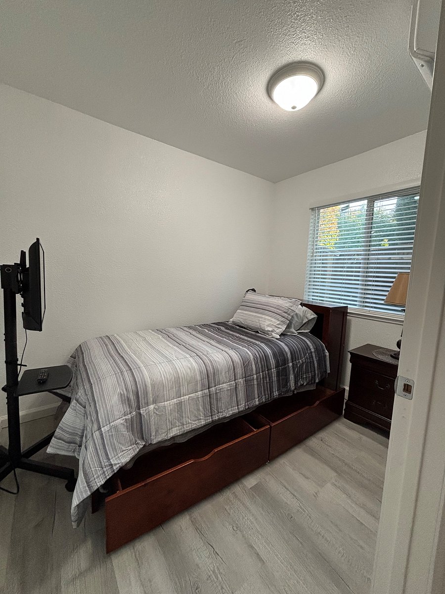 Bedroom #1