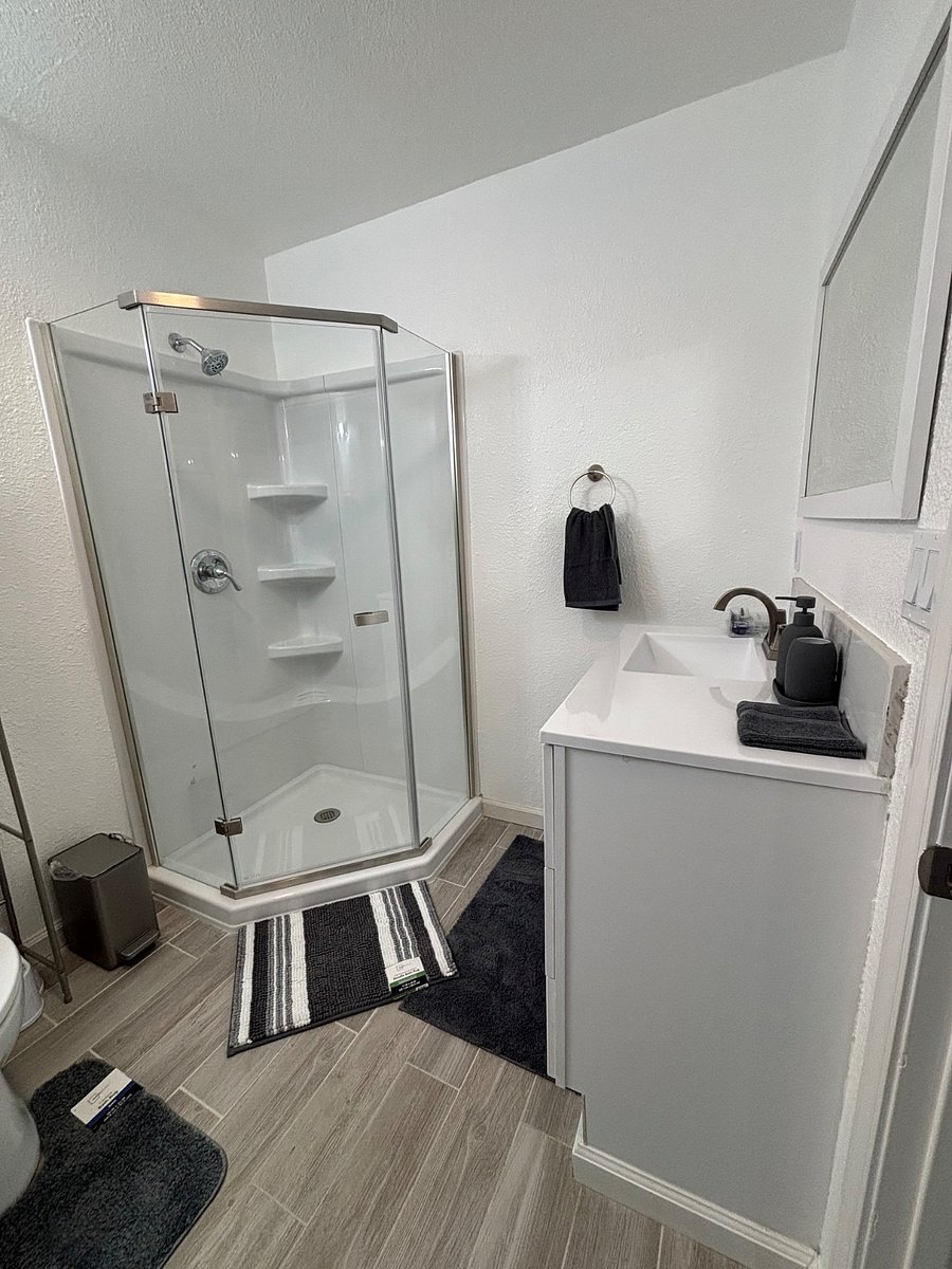 Furnished Finder property 855844_1 photo 16