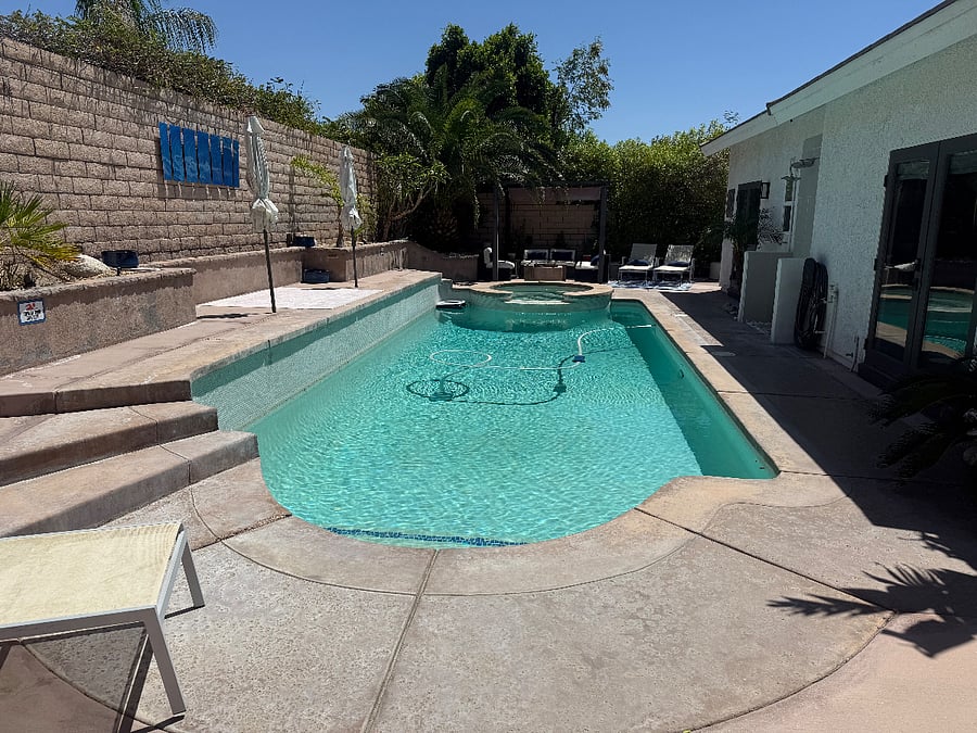 Salt Water Pool!
