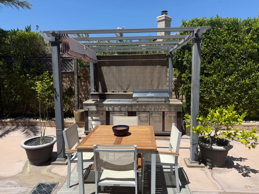 BBQ Island and Dinning Area