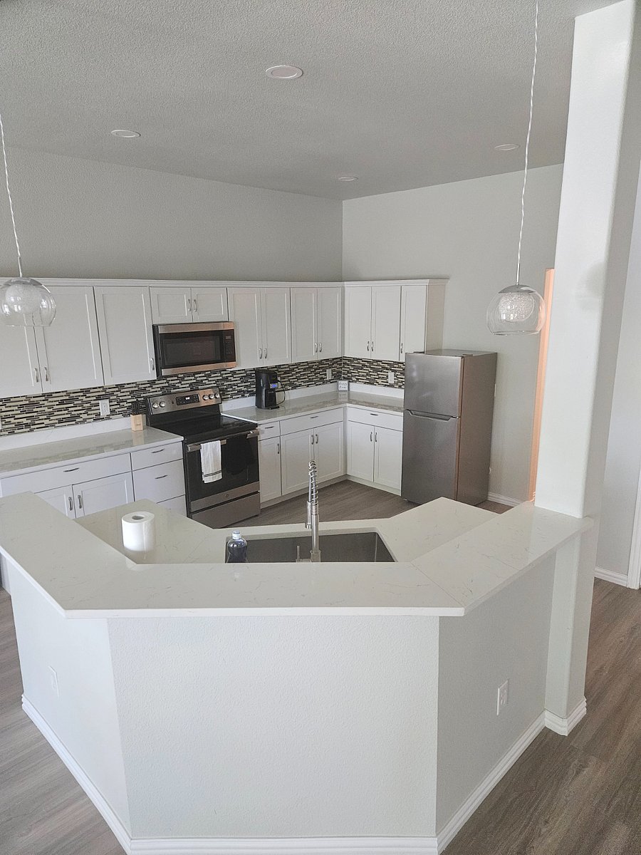 Furnished Finder property 855949_1 photo 4